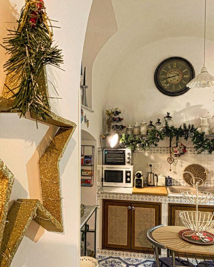 La Casa Degli Angeli Bed & Breakfast Salerno Exterior foto
